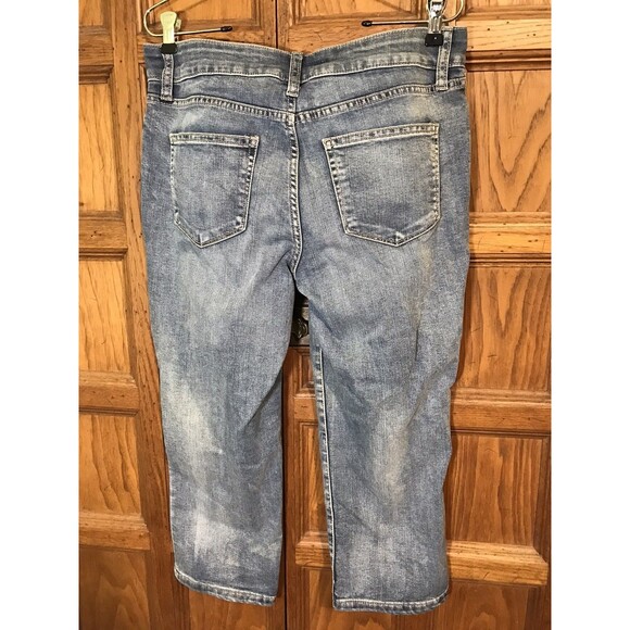 St. John's Bay Blue Denim Capri Women's 8P Floral Crewel Embroidered Y2K Jeans - Picture 11 of 12